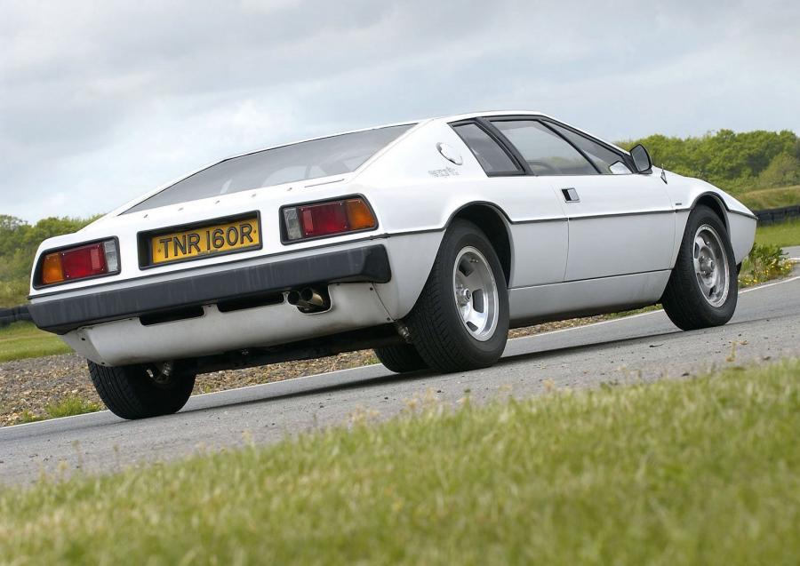  Lotus Esprit 1972 года  (фото 3 из 22)
